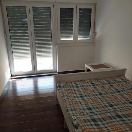 Centro 2 Lejlighed Pančevo