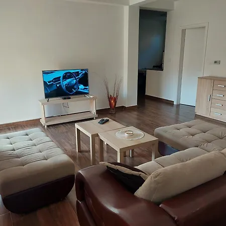 Centro 2 Lejlighed Pančevo